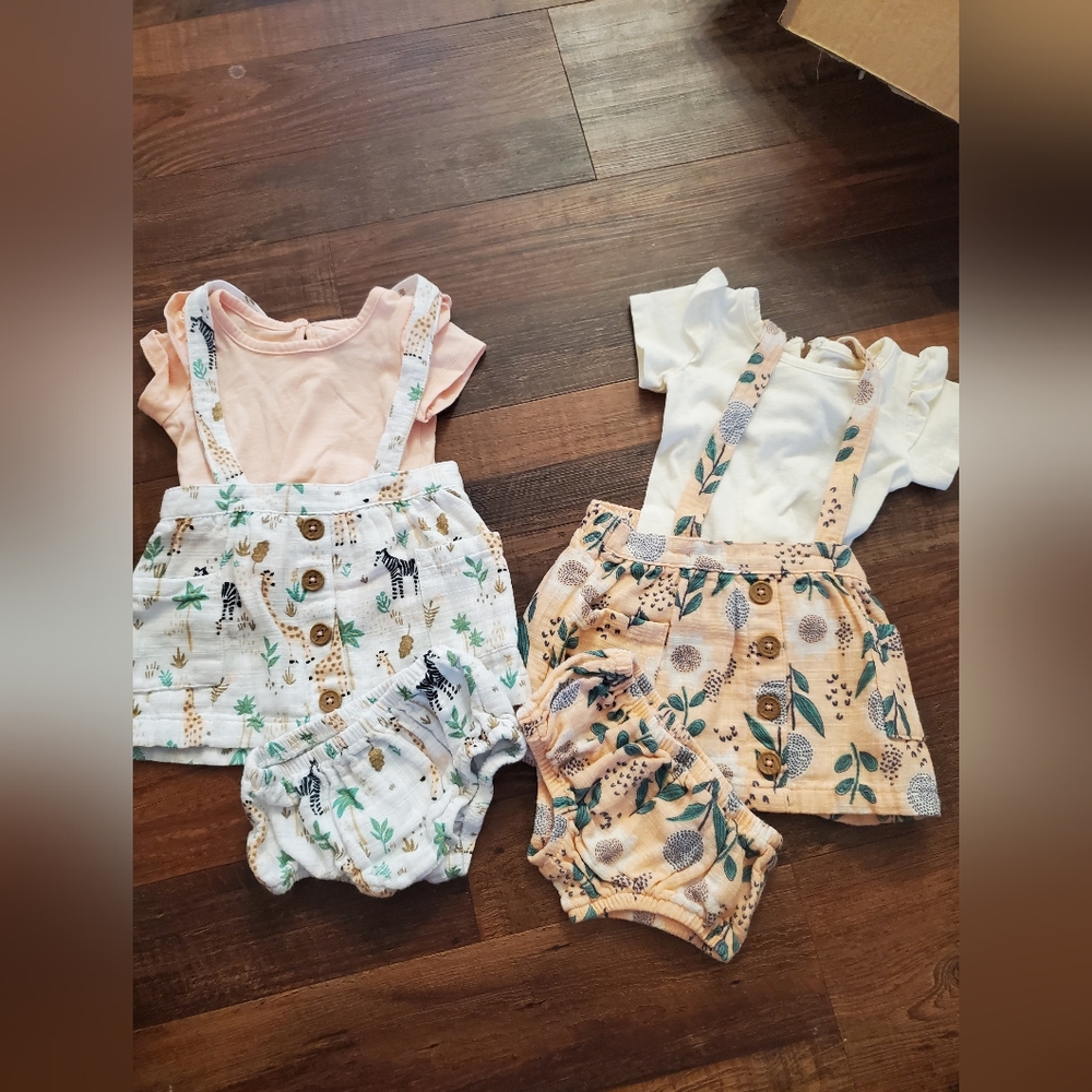 Wonder Nation baby girl 0-3 month coordinating twin outfits